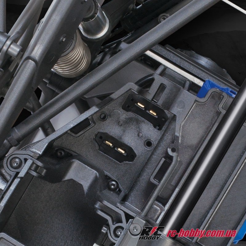 chassis-fixed-battery-connectors