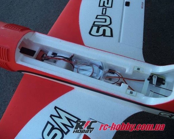 samolet-dynam-su-26m-14