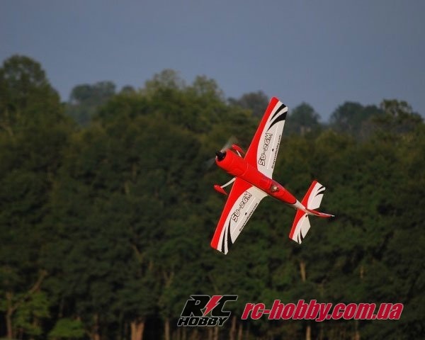 samolet-dynam-su-26m-8