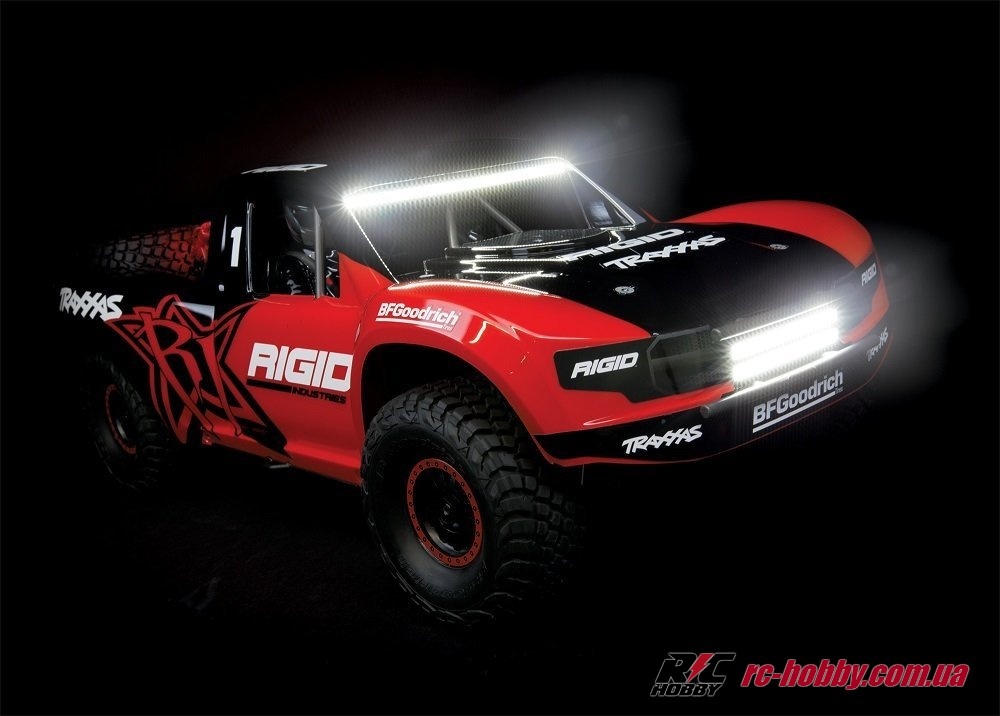 85076-4-8485-Lights-3qtr-right-Studio