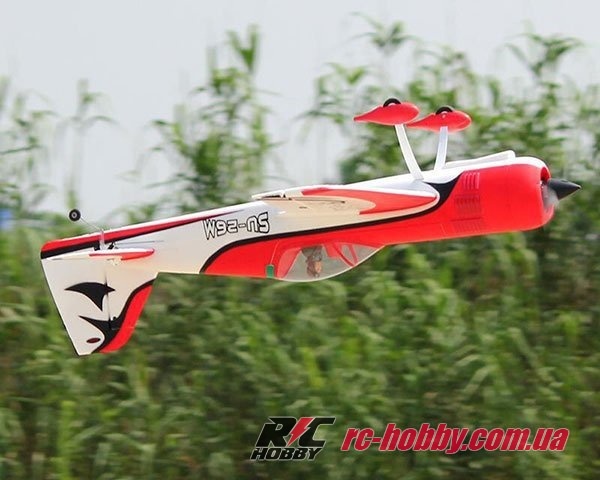 samolet-dynam-su-26m-9