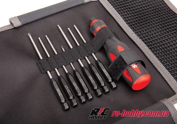 8711-in-case-02-closeup