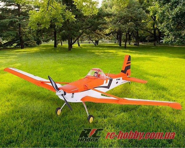 samolet-dynam-cessna-188-orange-10