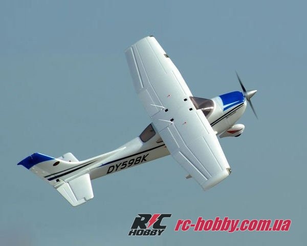 samolet-skaj-dynam-cessna-182-5