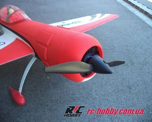 samolet-dynam-su-26m-13