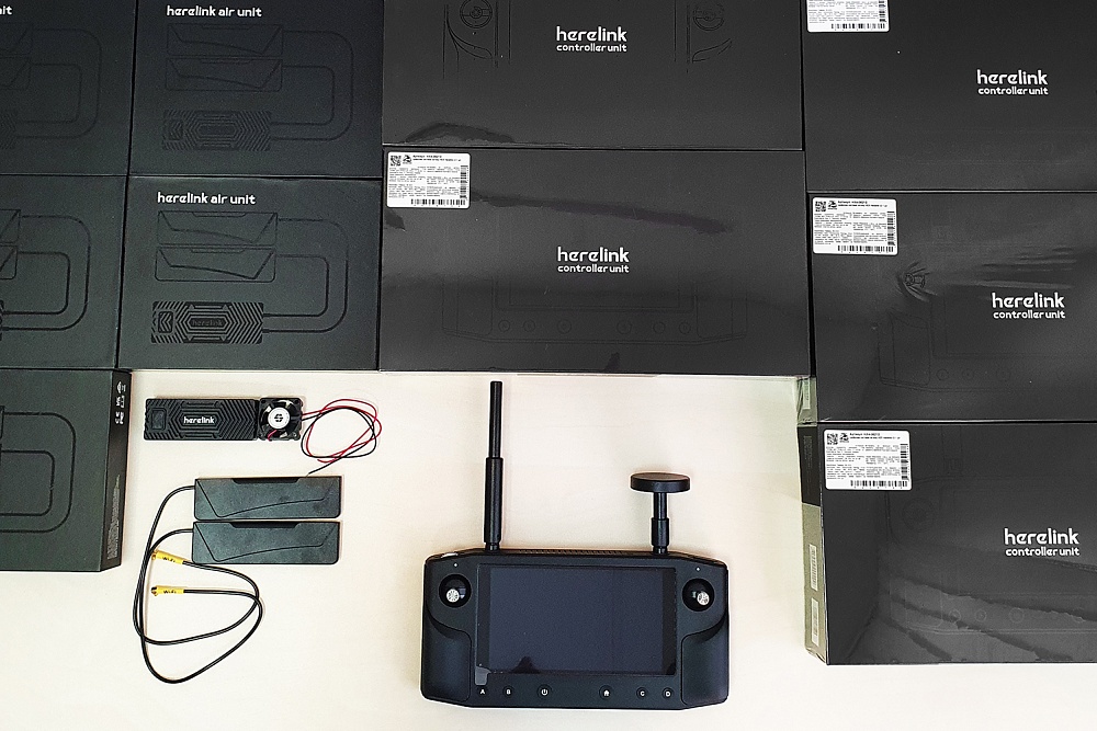 HX4-06212_10-original