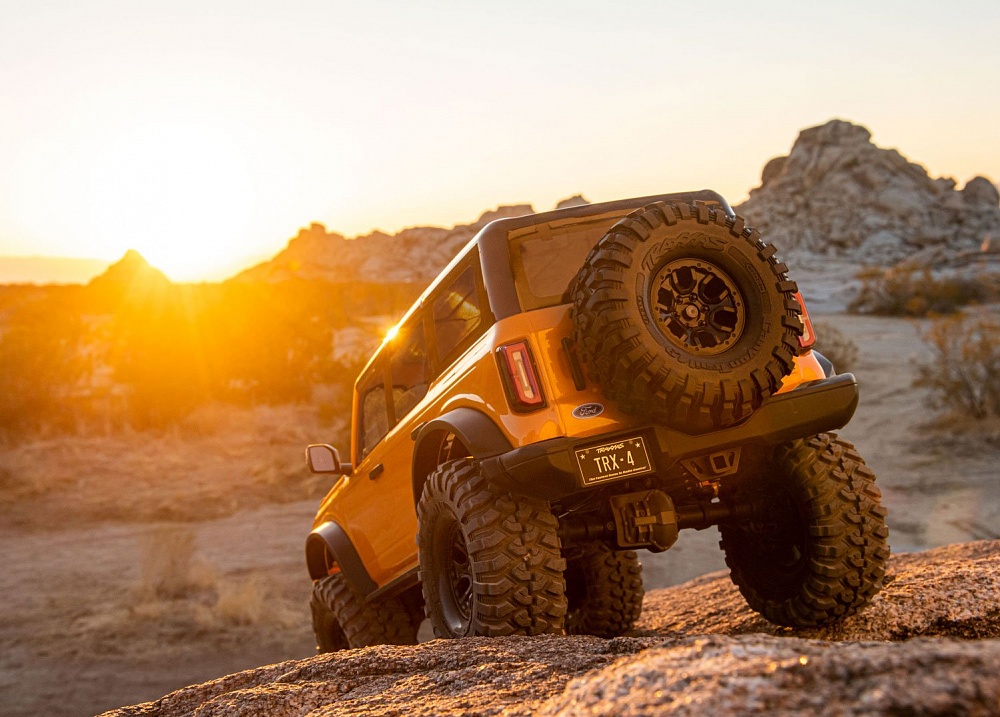 92076-4-2021-Bronco-ORNG (19)