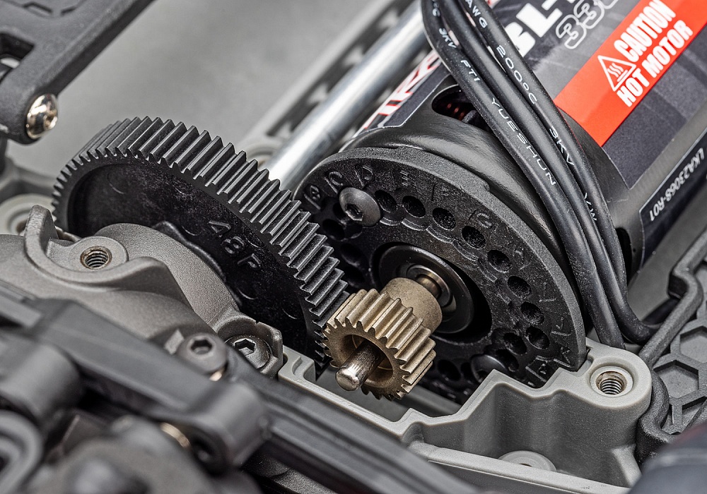 4-TEC-2-0-BL-2S-TRAXXAS-83124-4-R5 (21)