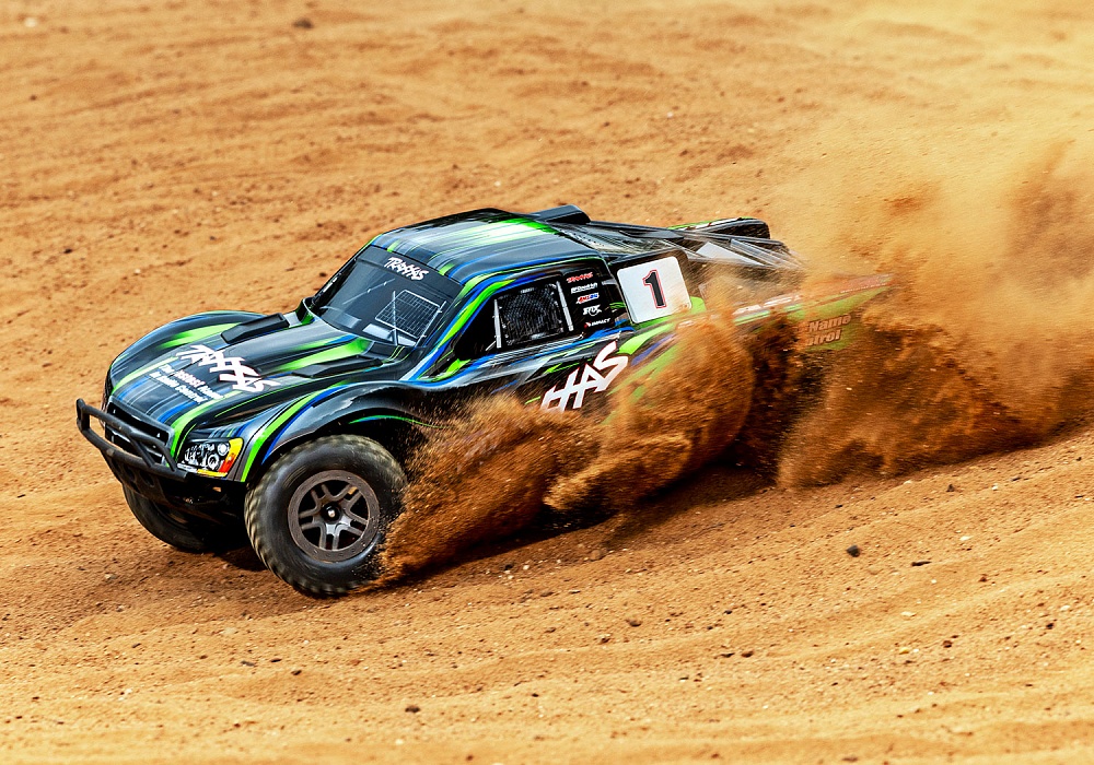 SLASH-4X4-BL-2S-TRAXXAS-68154-4-GRN (26)