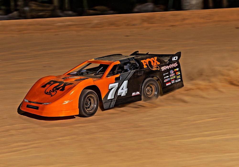 SLASH-LATE-MODEL-BL-2S-TRAXXAS-104364-74-GRN (16)