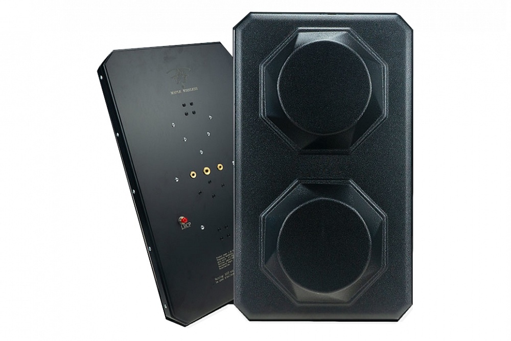 ������ 1.2GHz Maple ���� 12dB SMA