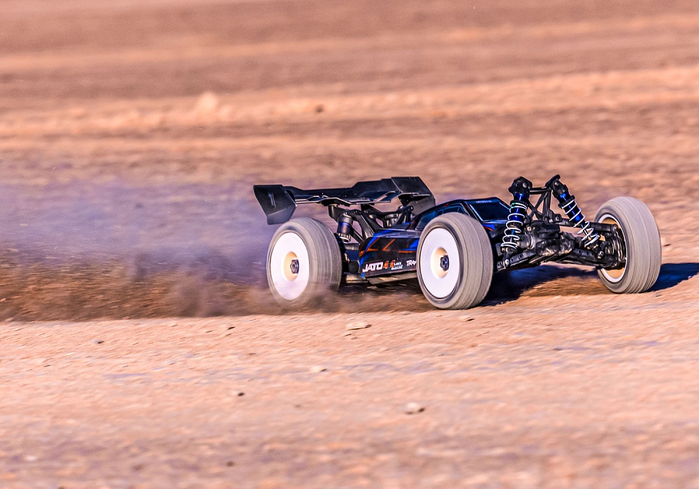 90386-4-jato-4x4-vxl-4s-action-bluered-vegas-3181