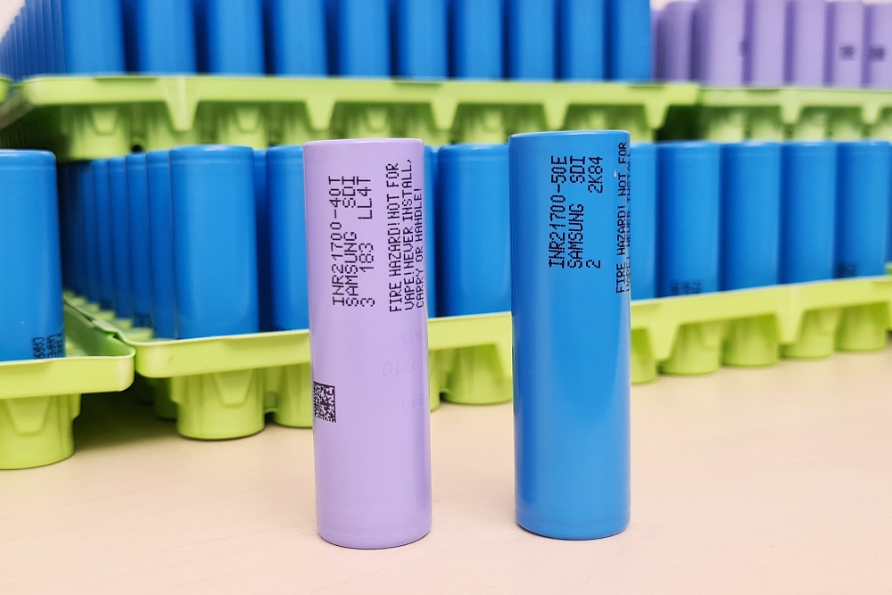 SDI-INR21700-50E_02m-original