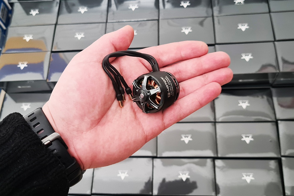 TM-AS2814-550_06-original