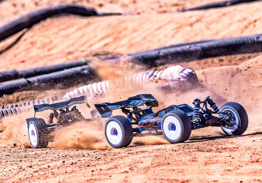 90386-4-jato-4x4-vxl-4s-action-bluered-shaw-5384