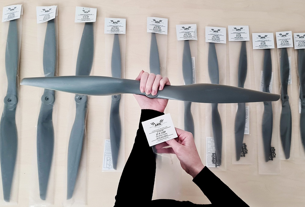 APC-LP27013EP_02-original