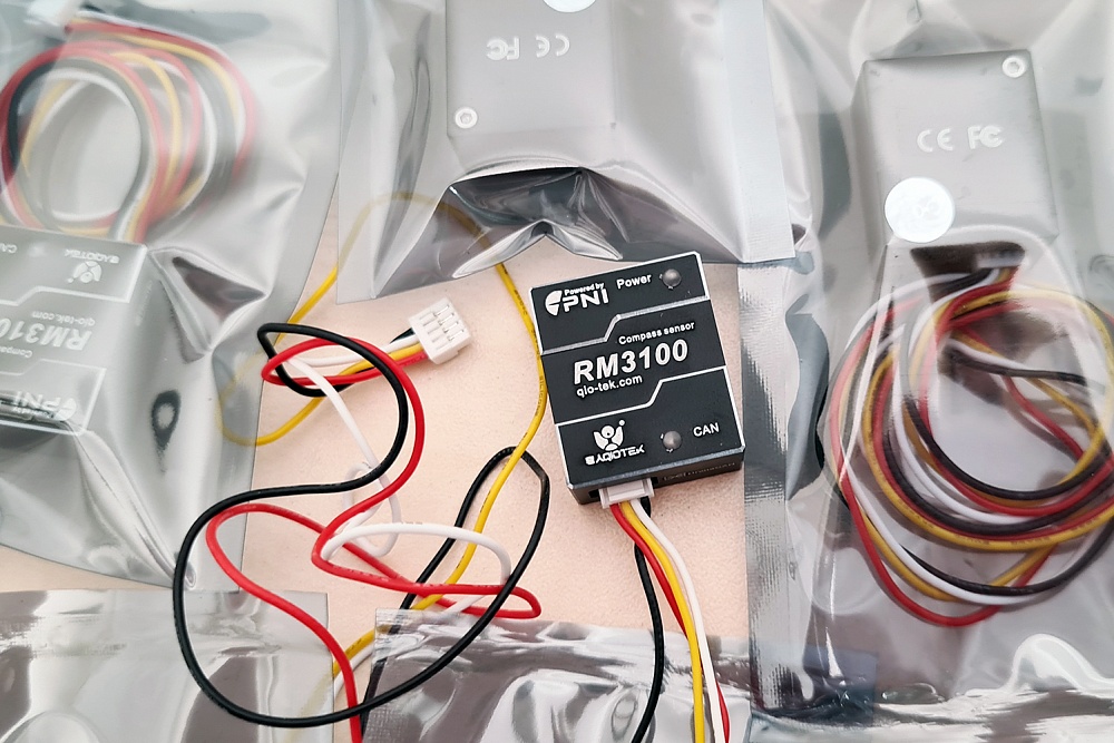 QIOTEK-RM3100-CAN_03-original