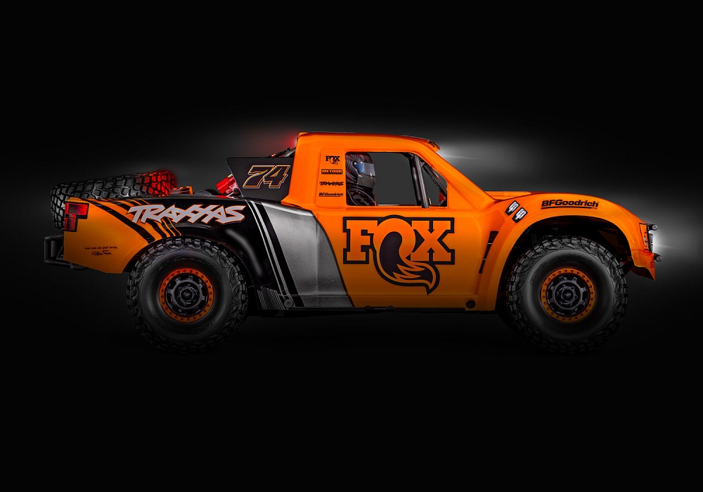 UNLIMITED-DESERT-RACER-TRAXXAS-UDR-85086-4-FOX1 (34)