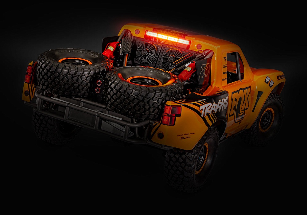 UNLIMITED-DESERT-RACER-TRAXXAS-UDR-85086-4-FOX1 (21)