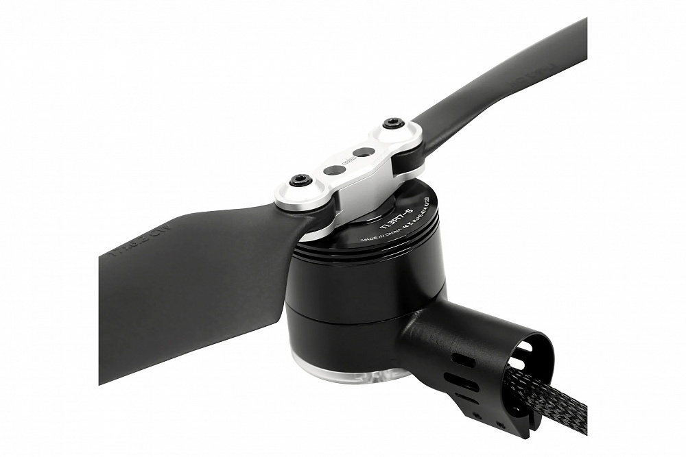 ����� ������ 2 �� Sunnysky T1.3P17-6 4014-330 + 40A + 17x6.2 (CW+CCW)