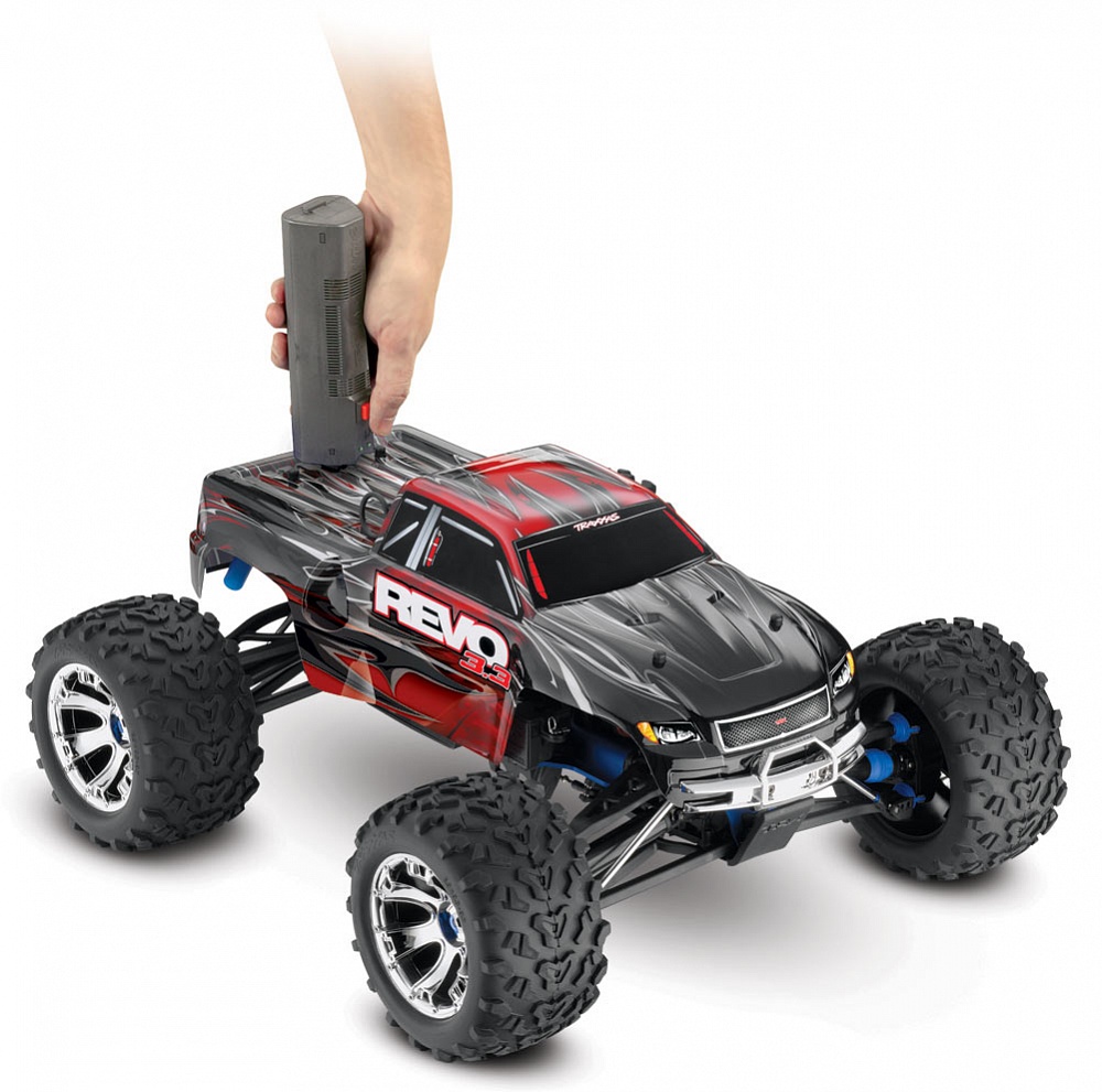 REVO-3-3-TRAXXAS-53097-3-GRN (26)