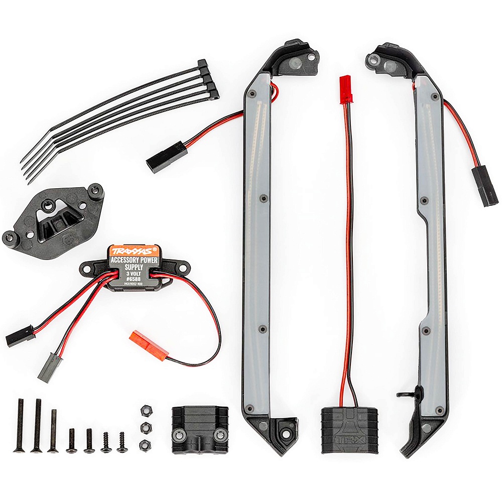 10590-WHT-TRAXXAS (4)