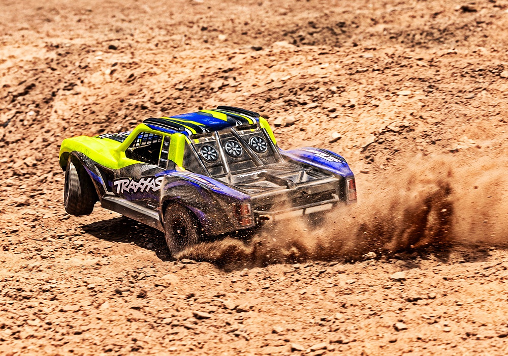 MINI SLASH 4X4 Traxxas BL2S 108164-1-GRN (30)