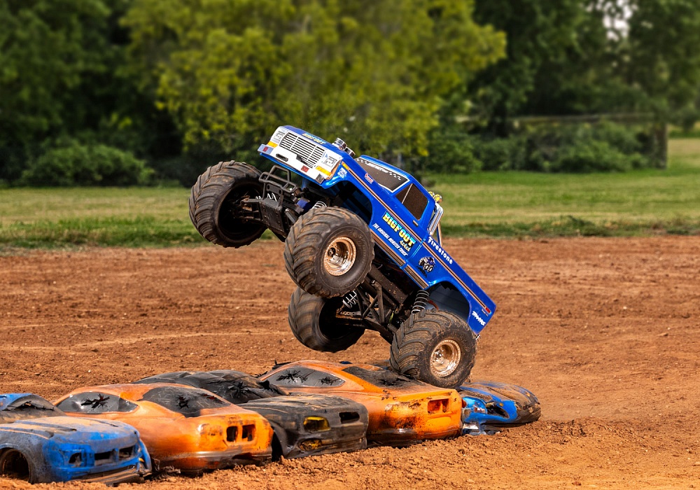 36234-8-Bigfoot-XL-5-EHD-Action-9608