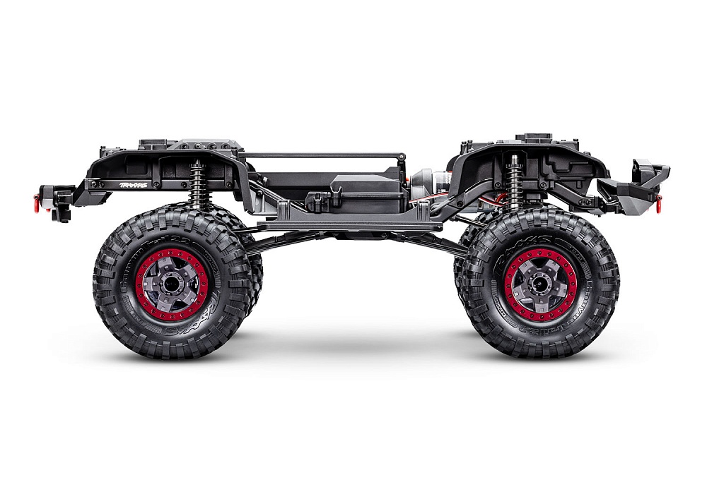82044-4-trx-4-sport-ht-chassis-side