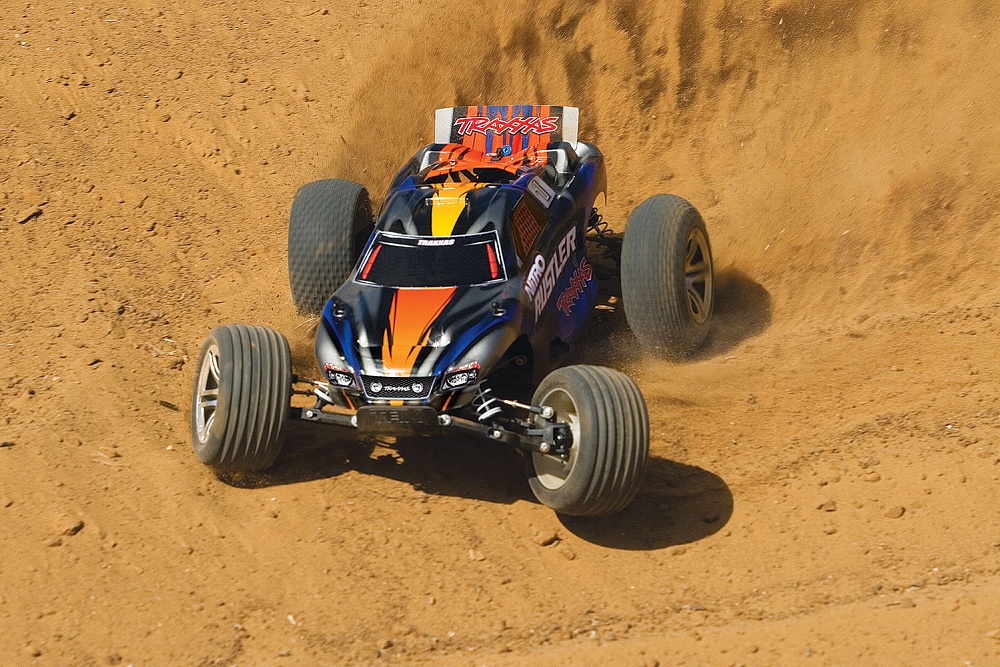 NITRO-RUSTLER-TRAXXAS-44096-3-RED (8)