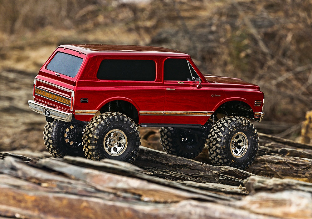92086-4-TRX4-72-Blazer-High-Trail-Action-Red-2181