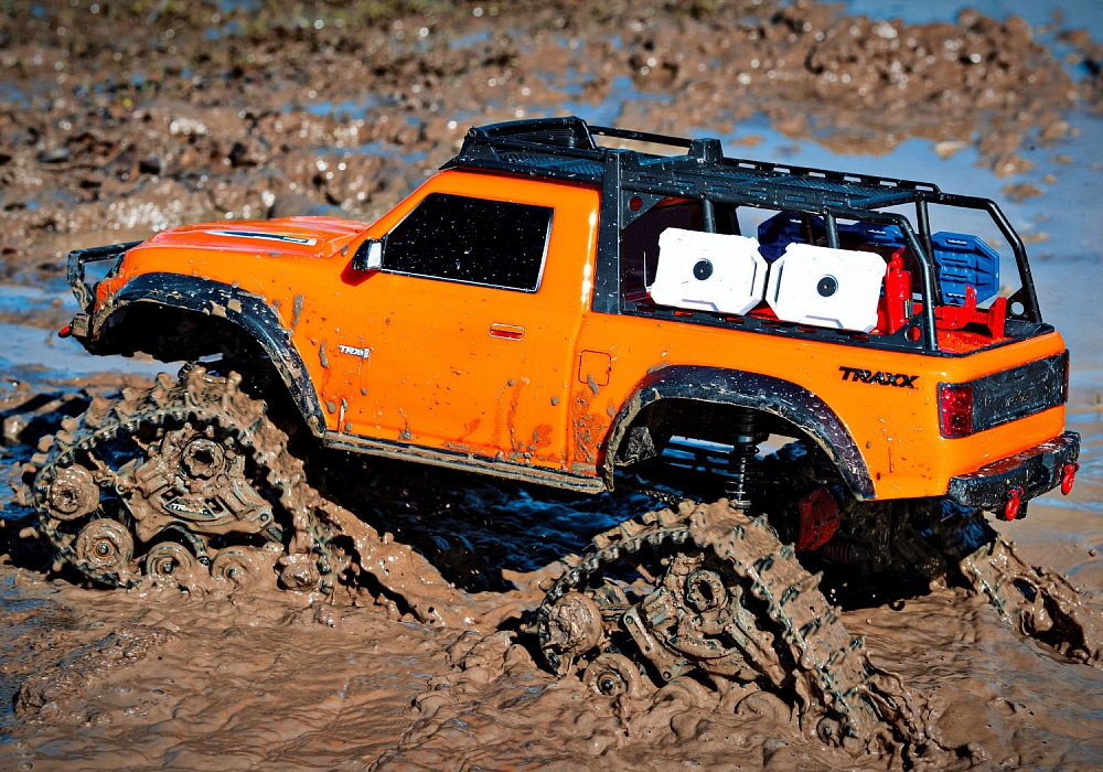 82234-4-gallery-2022-action-4