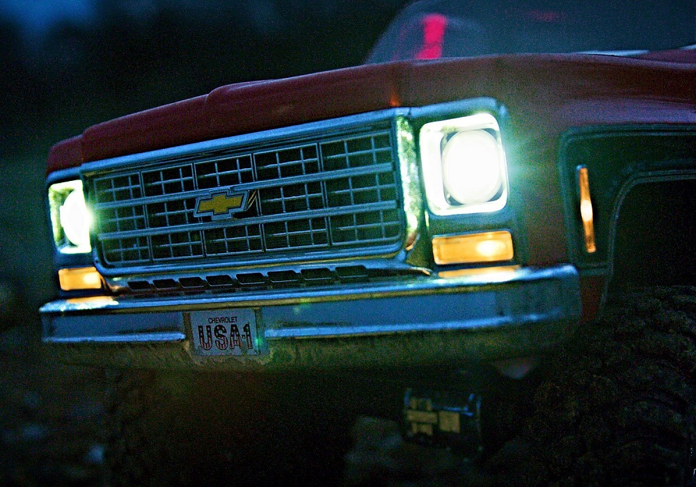 8038-Blazer-LED-Night-Video-04