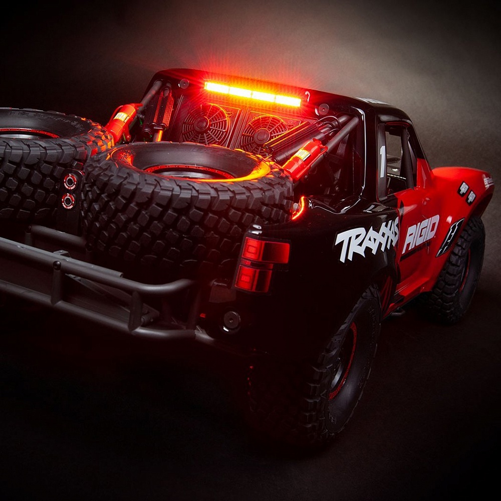 �������� ��������� Traxxas Unlimited Desert Racer LED 100�� 24 ������� � 24 ������ ���������� 2 ���� ������ (8487)